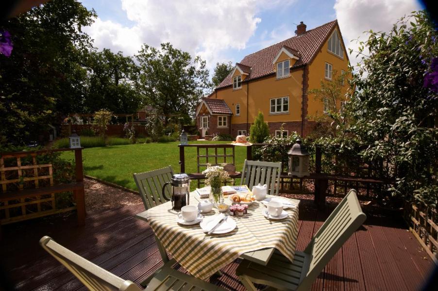 Sunset House Bed And Breakfast East Harling Екстер'єр фото